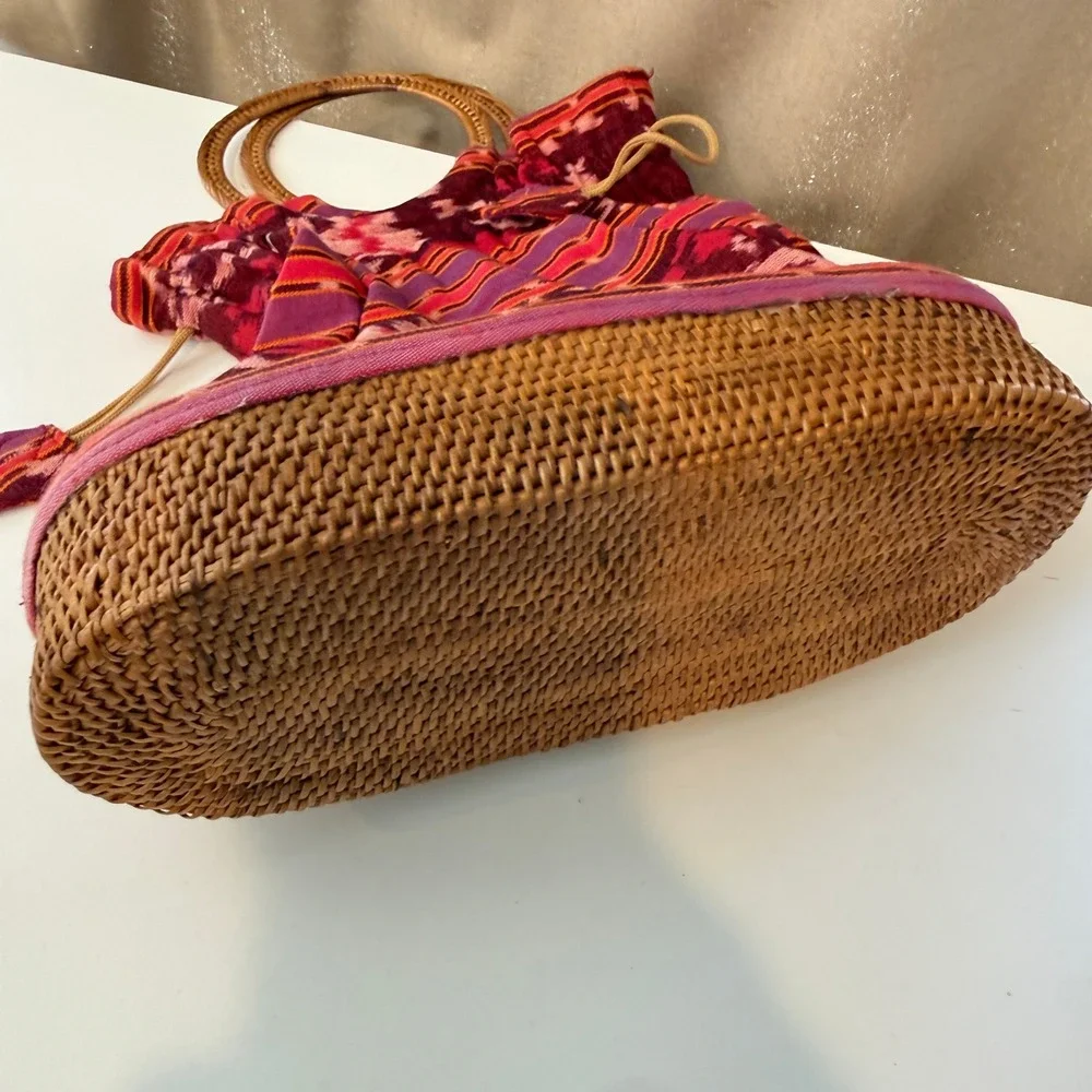 N/A handcrafted drawstring